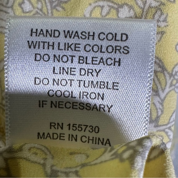 Rose and Olive Button Down Yellow and Gray Chintz Floral Blouse Womens Large - Picture 4 of 7